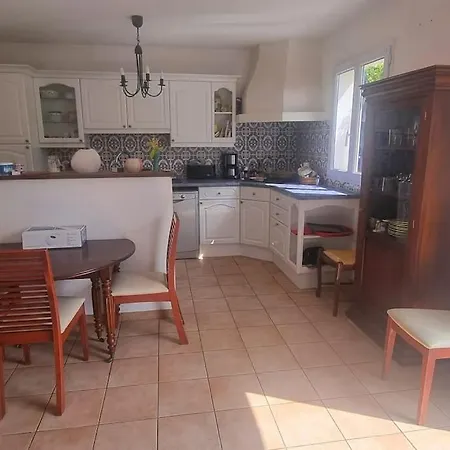 Vila Chantal Proche Centre / Piscine / Clim / Parking Frontignan