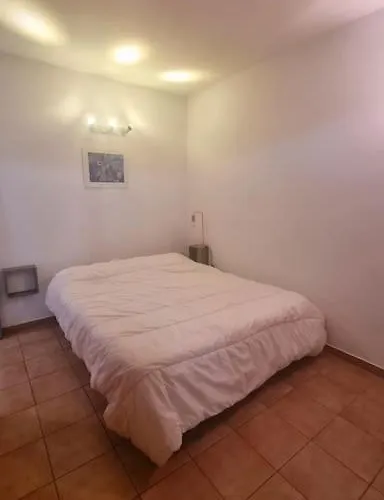 Villa Chantal Proche Centre / Piscine / Clim / Parking *