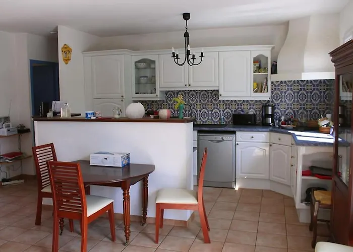 Villa Chantal Proche Centre / Piscine / Clim / Parking